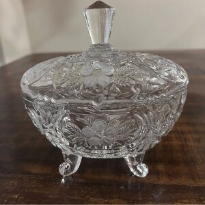 Vintage Oval Footed Crystal Clear  Floral cut 7” Candy Nut  Dish With Lid